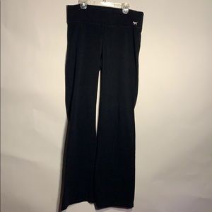 Victoria’s Secret pink yoga pants